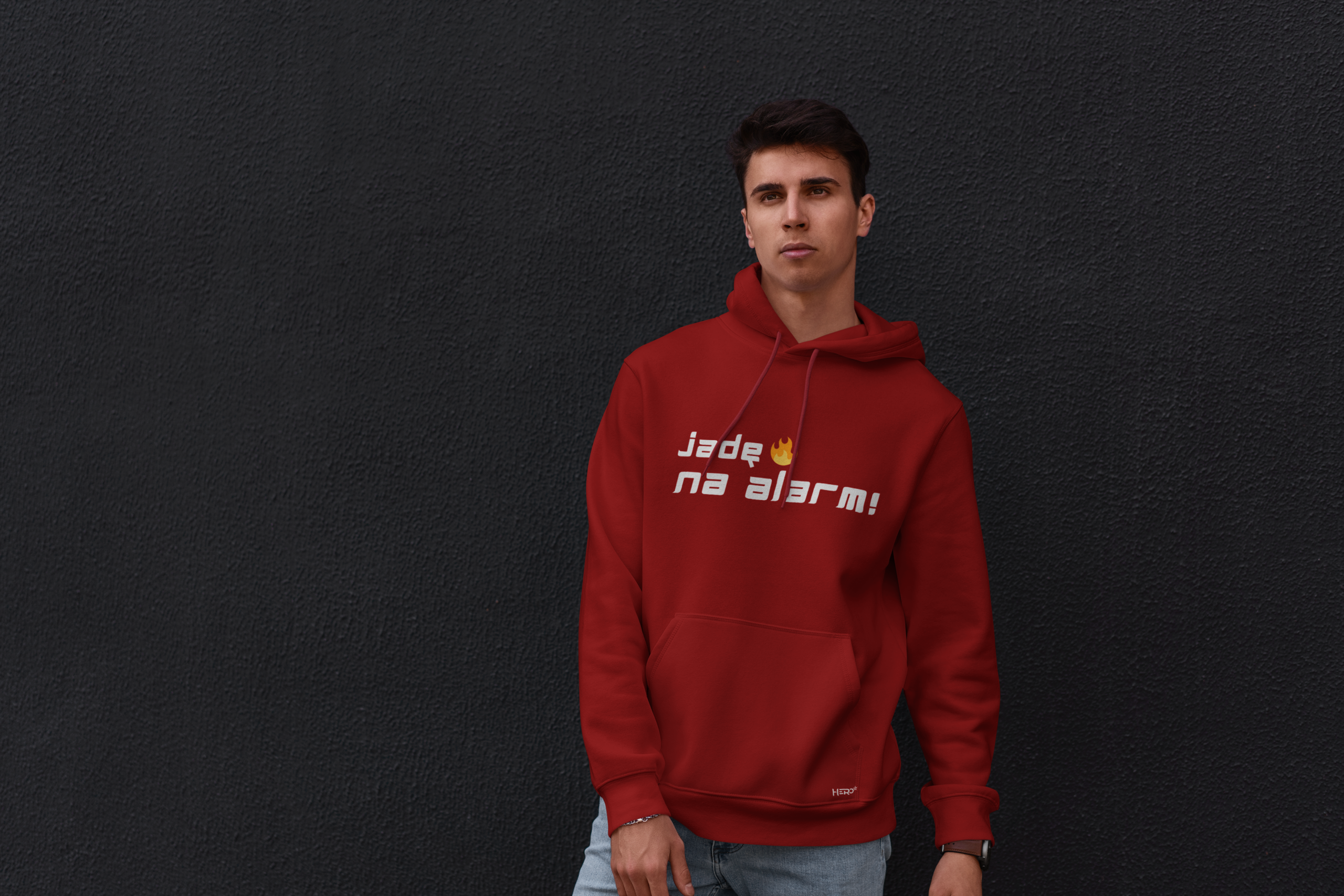 m2_jadenaalarm_bluza